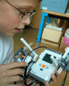 Kindgerecht und bildungswirksam: LEGO Mindstorms - der programmierbare NXT Baustein im Campeinsatz
